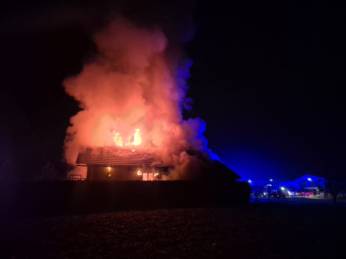 Wohnhausbrand-Petersdorf-II-c-FF-Petersdorf-II Hofer2